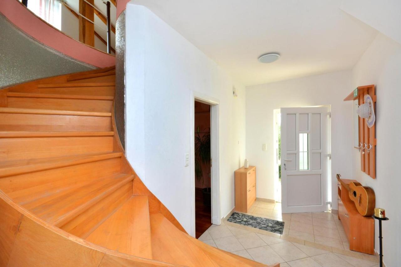 Holiday Home Nevenka Kastela Exterior photo