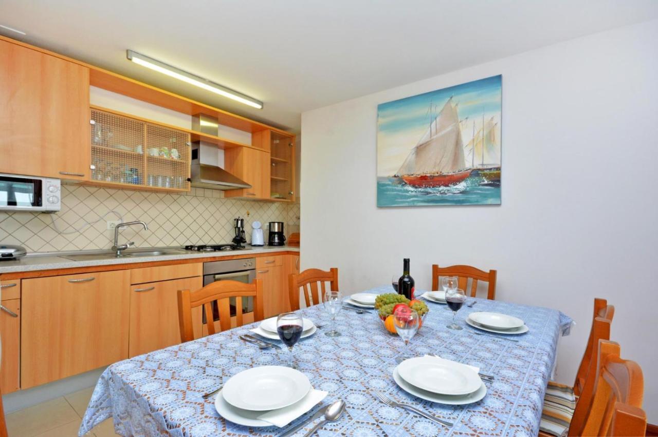 Holiday Home Nevenka Kastela Exterior photo