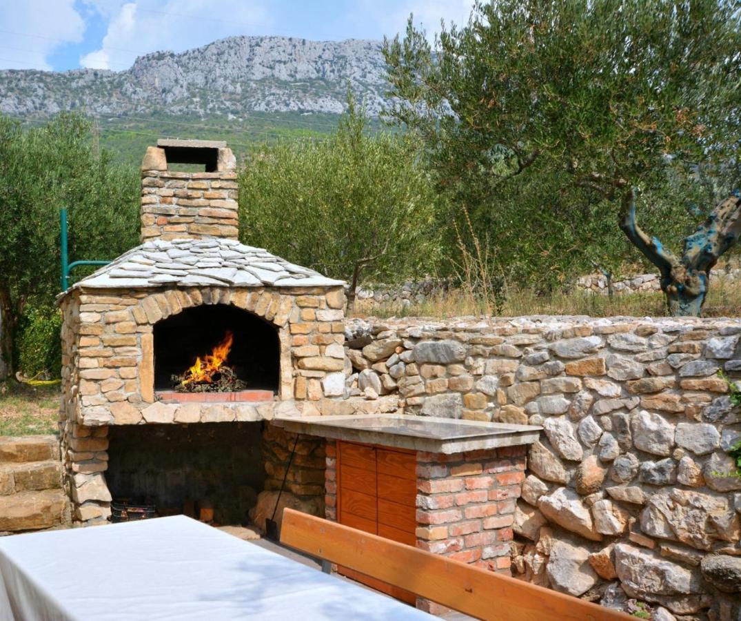 Holiday Home Nevenka Kastela Exterior photo