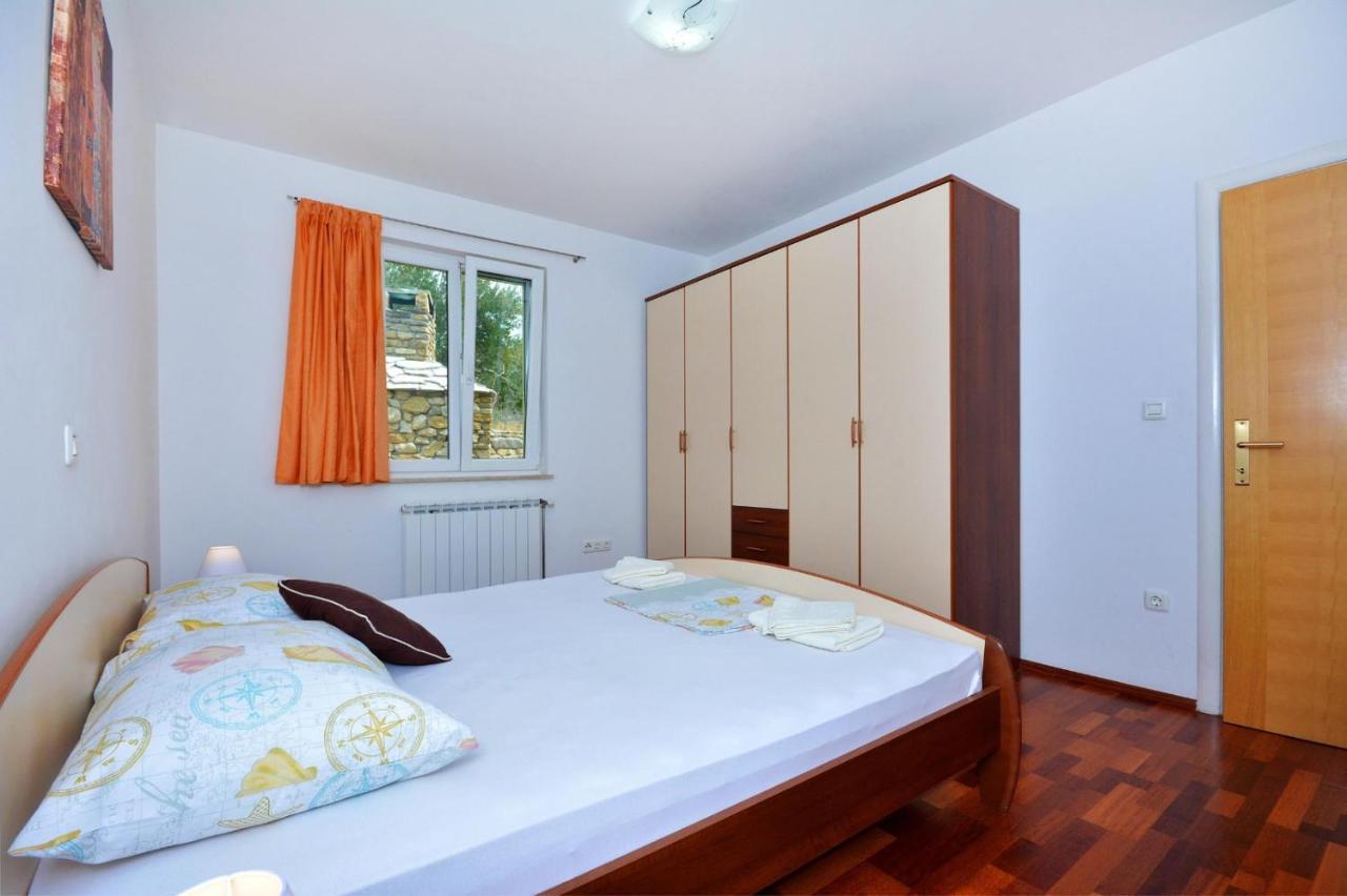Holiday Home Nevenka Kastela Exterior photo