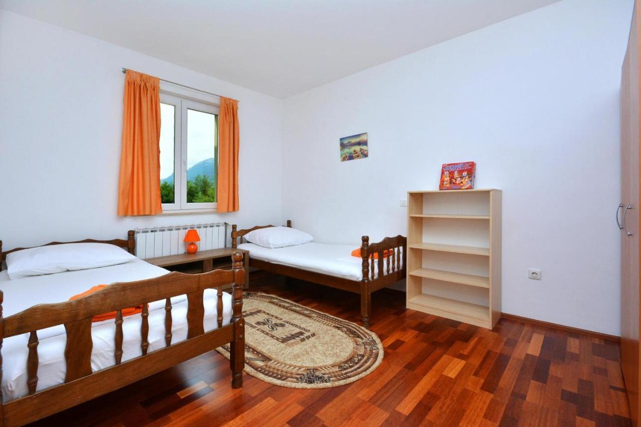Holiday Home Nevenka Kastela Exterior photo